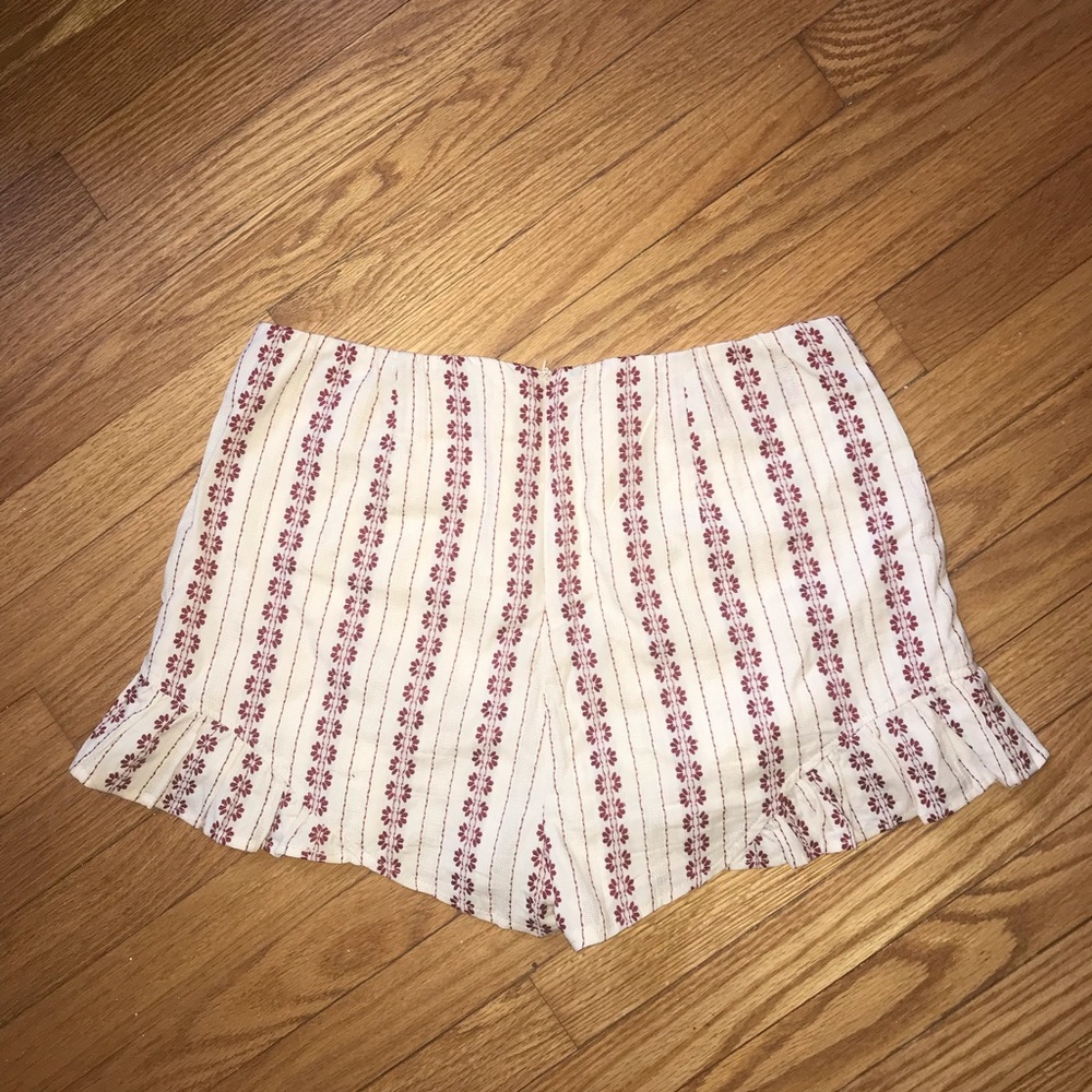 Pattern shorts from Lulus - Picture 2 of 3